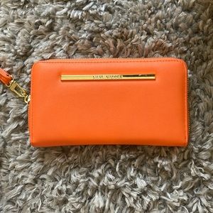 Steve Madden wristlet wallet